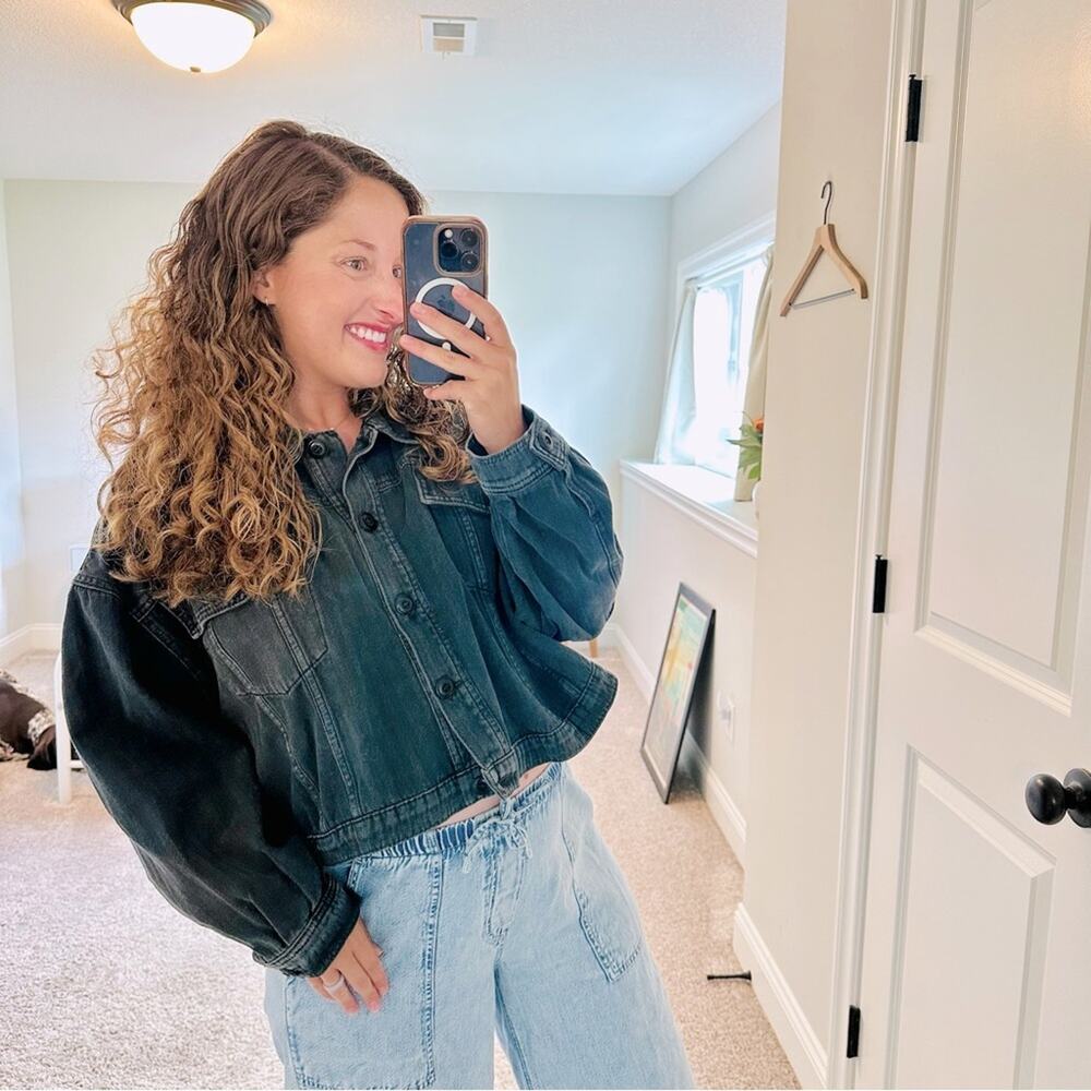 THE GREAT. Black Cotton Cropped Oversized Denim Jacket 2 Medium